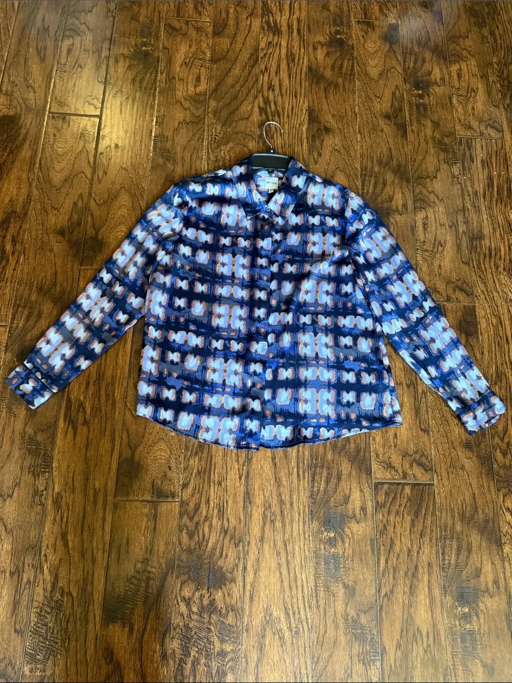 Women’s Nic + Zoe Shibori Glow Blue Patterned Button-Front Blouse, size medium